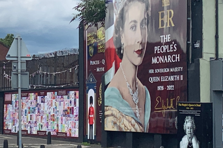 Belfast political and murals taxi tour .