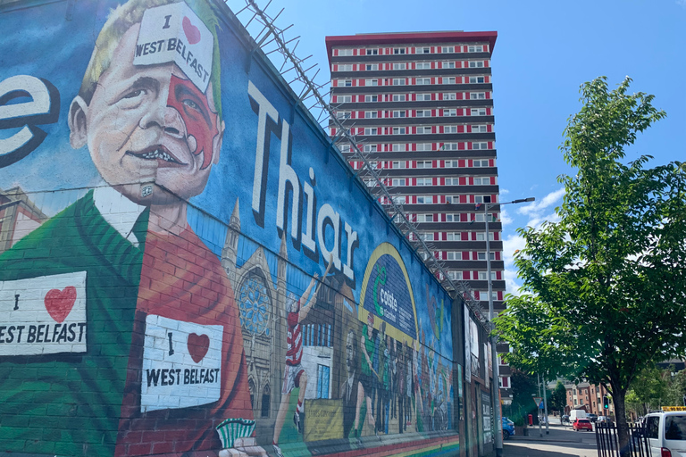 Belfast political and murals taxi tour .