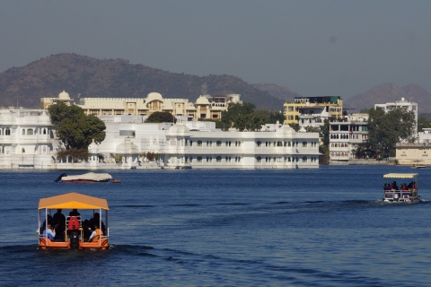 Private Full Day Udaipur City Tour (All-Inclusive)