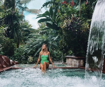 San José: Arenal Volcano and Hot Springs with Lunch