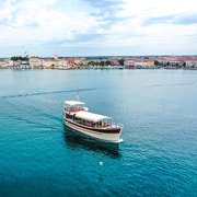 Poreč: Delfin-Bootstour mit inbegriffenen Getränken