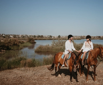 From Albufeira: Half-Day Hidden Gems & Horse Riding Tour