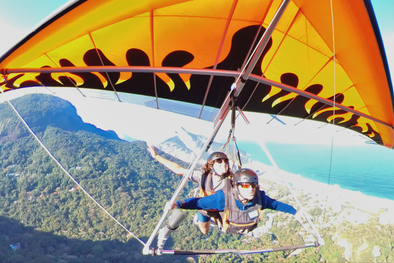 Abenteuer Drachenfliegen in Rio de JaneiroRio de Janeiro: Gleitschirmabenteuer mit Hotelabholung