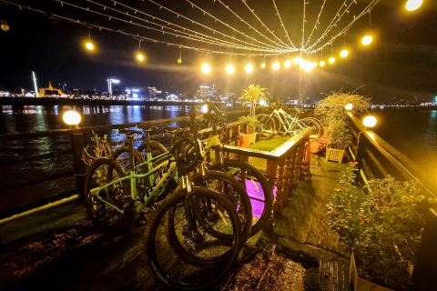 Phnom Penh: Bike & Boat Sunset Cruise