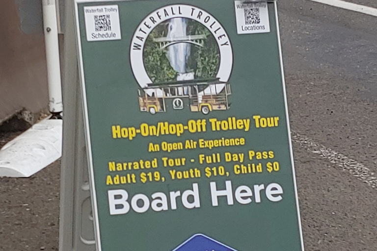 Multnomah Falls: Waterfall Corridor Hop-On Hop-Off Trolley Departure from Corbett