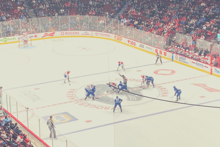 Vancouver Entradas para el partido de hockey sobre hielo de los Vancouver CanucksAsientos Premium