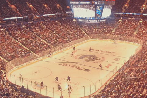 Vancouver: Vancouver Canucks Ice Hockey Game Ticket Premium Seating