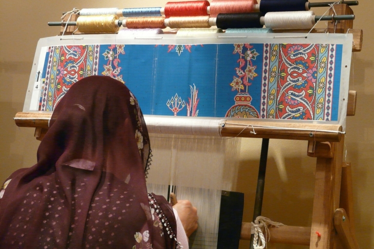 Wycieczka po indyjskich tekstyliachWycieczka all inclusive z 3-gwiazdkowymi hotelami