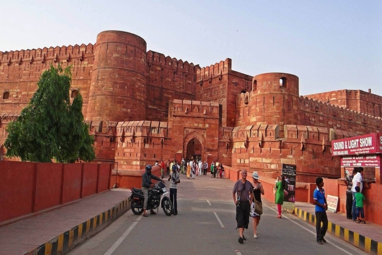 Van Delhi: 2 dagen 's nachts Agra Tajmahal zonsondergang en zonsopgangTour met AC-auto, chauffeur, gids, ingang en hotel