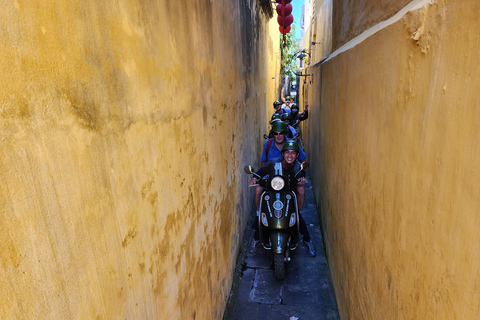 Visite de Hoi An et de ses joyaux cachés en VespaVisite des points forts et des joyaux cachés de Hoi An en Vespa