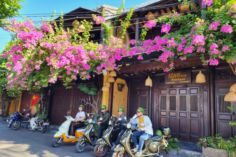 Visite de Hoi An et de ses joyaux cachés en VespaVisite des points forts et des joyaux cachés de Hoi An en Vespa