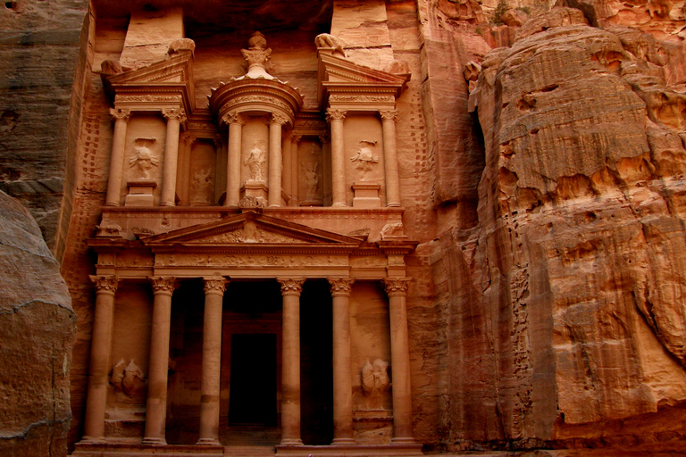 2 Days Petra Wadi Rum Tour