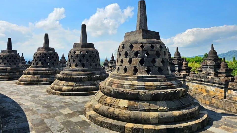 Yogyakarta, Borobudur et Prambanan Temple Tour avec escalade - Hizvo