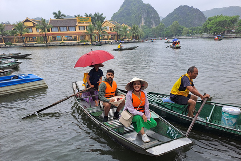 1-Tag Hanoi - Ninh Binh - Hoa Lu - Tam Coc - Mua Höhle - Bus