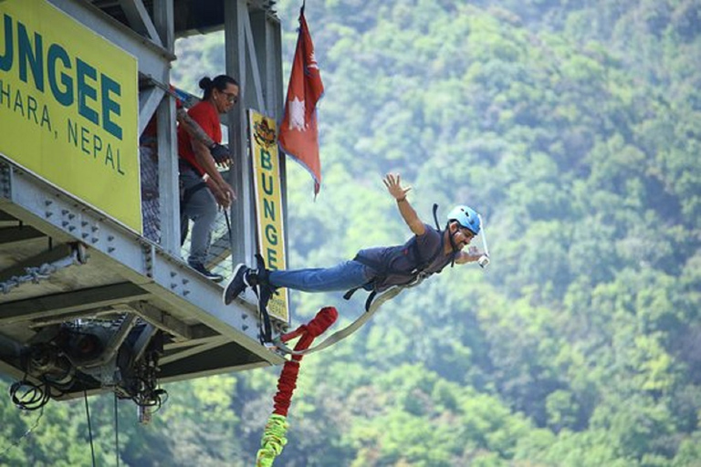 Depuis Pokhara : Le deuxième plus haut saut à l'élastique du monde