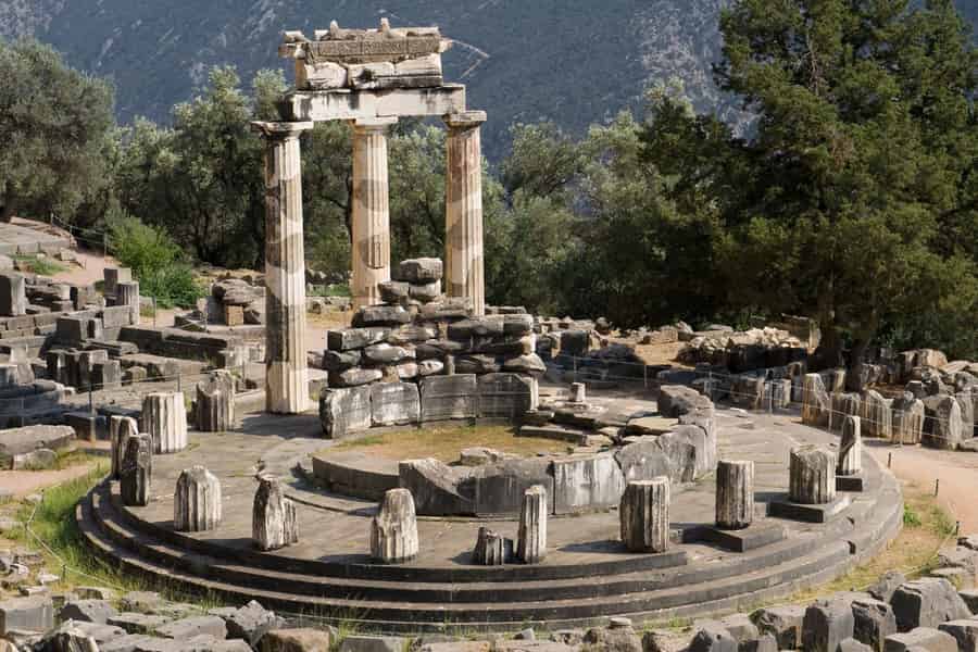 Ab Athen: 4-tägige Peloponnes, Delphi und Meteora Tour. Foto: GetYourGuide