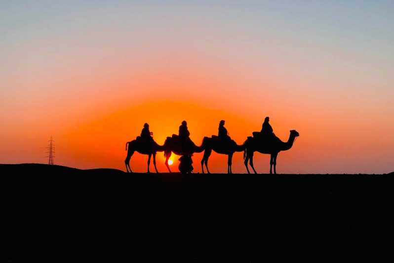 Au départ de Marrakech : Dîner dans le désert d'Agafay avec coucher de soleil et étoiles