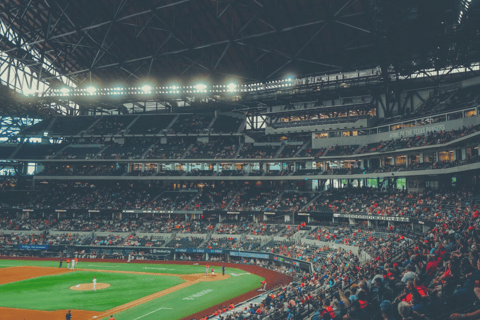 Dallas: Texas Rangers-honkbalwedstrijd op Globe Life FieldPremium zitplaatsen