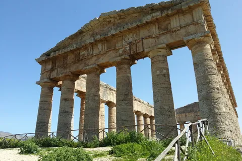 Palermo: Private Day Trip to Segesta, Erice, and Trapani