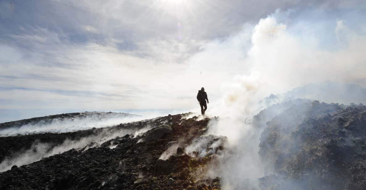 Afbeelding 13 van Onze Etna-excursie vanuit Catania met de kabelbaan en een 4x4 tot 3340 meter.