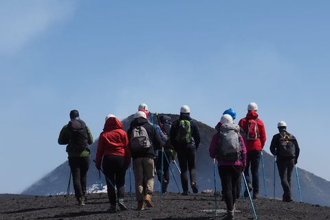 Etna: Krater Centralny (3340 m n.p.m.) z kolejką linową i jeepemEtna: wycieczka do krateru centralnego (3340)