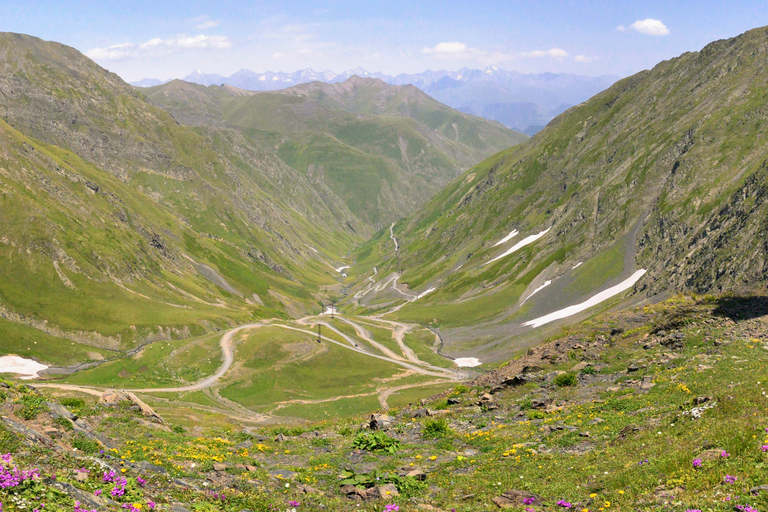 Tusheti Thrill: driedaagse tour met tijdelijke bergontsnapping