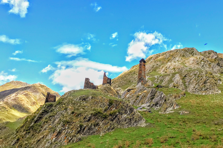 Brivido a Tusheti: Tour di 3 giorni con fuga in montagna a tempo limitatoTusheti Thrill: tour di 3 giorni di Mountain Escape a tempo limitato