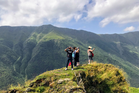 Tusheti Thrill: driedaagse tour met tijdelijke bergontsnapping