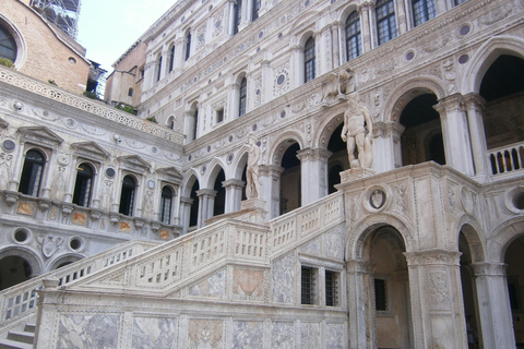 Doge's Palace & St. Marks Basilica Guided Tour in Venice Doge's Palace & St. Mark's Basilica German Guided Tour