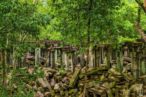 Joint Small Group Tour From Siem ReapExplore Angkor Temples with watch sunset