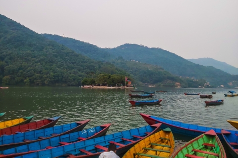 Pokhara: Halbtageswanderung Bootsfahrt mit Guide