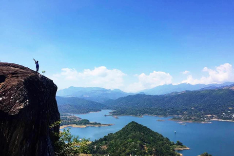Kandy: Hidden Cave Temple Forest Hike & Lake View Summit