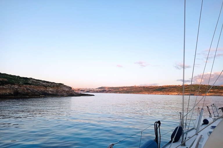 From Marsamxett: Maltese Islands Private Yacht Charter From Ta' Xbiex: Maltese Islands Private Yacht Charter