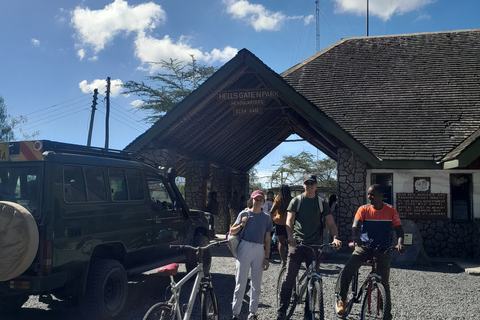 Tour al Parco Nazionale di Hells Gate e giro in barca sul Lago Laivasha