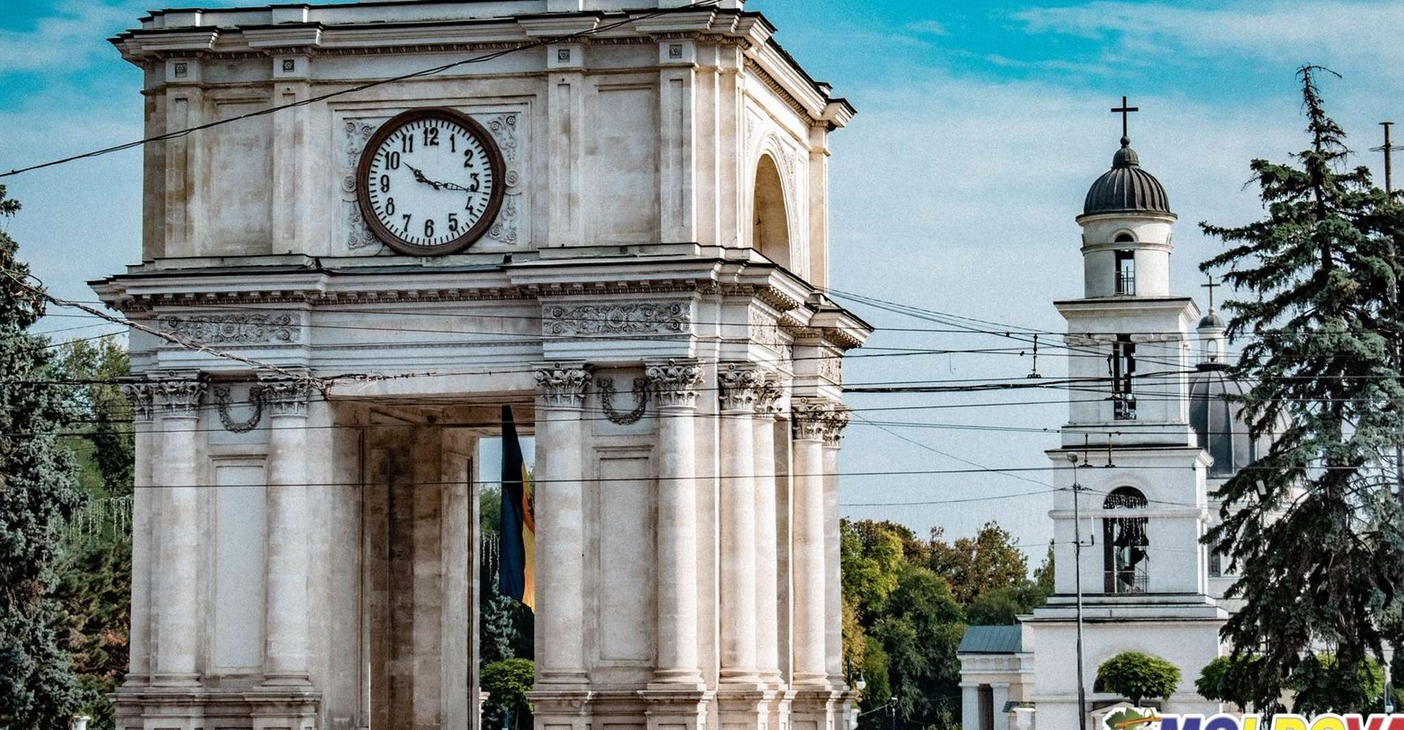 From Moldova,Walking Tour of Chisinau with Local Guide - Housity