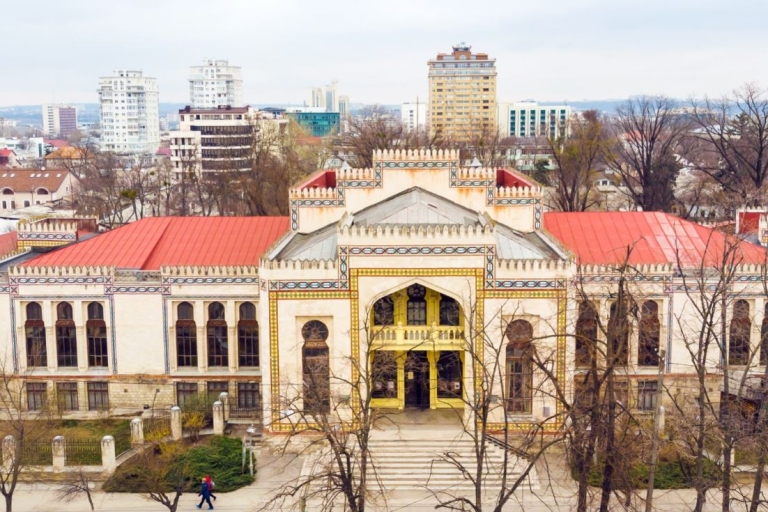 Fom Moldova:Walking Tour of Chisinau with Local Guide