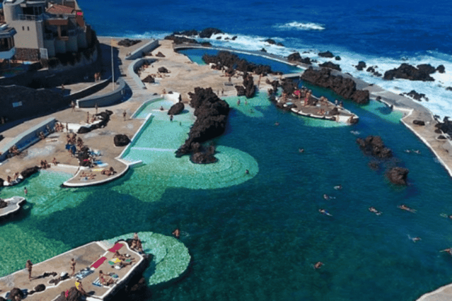 Porto Moniz: Ganztägige Tour auf Madeira. Foto: GetYourGuide Porto Moniz: Ganztägige Tour auf Madeira. Foto: GetYourGuide