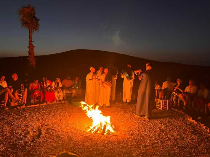 Spettacolo con cena magica e giro in cammello nel deserto di Agafay