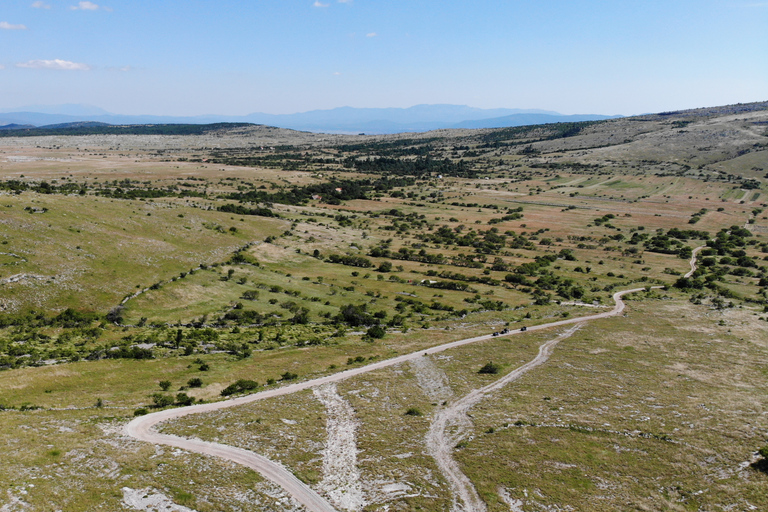 Vanuit Split: quad-ATV-tour in natuurpark Dinara met lunchRondleiding op gloednieuwe quads