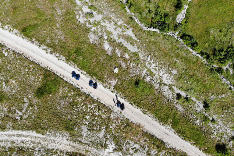 Au départ de Split : Excursion en quad dans le parc naturel de Dinara avec déjeunerVisite guidée sur des quads flambant neufs