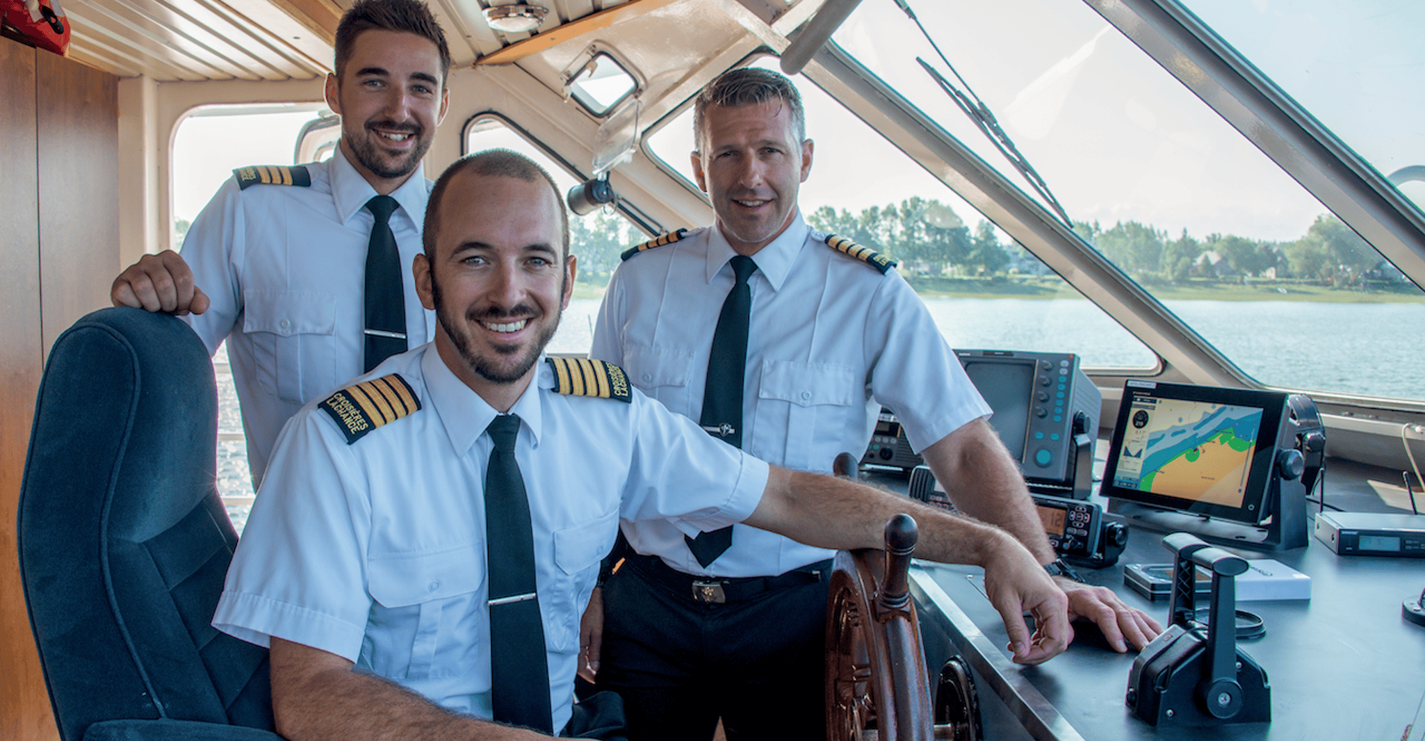 Montréal: Guided Sightseeing River Cruise photo 4