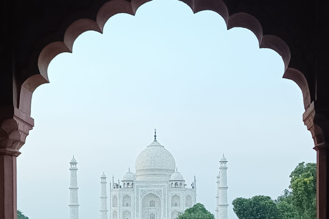 Overnight Agra/Taj Mahal Tour By Car