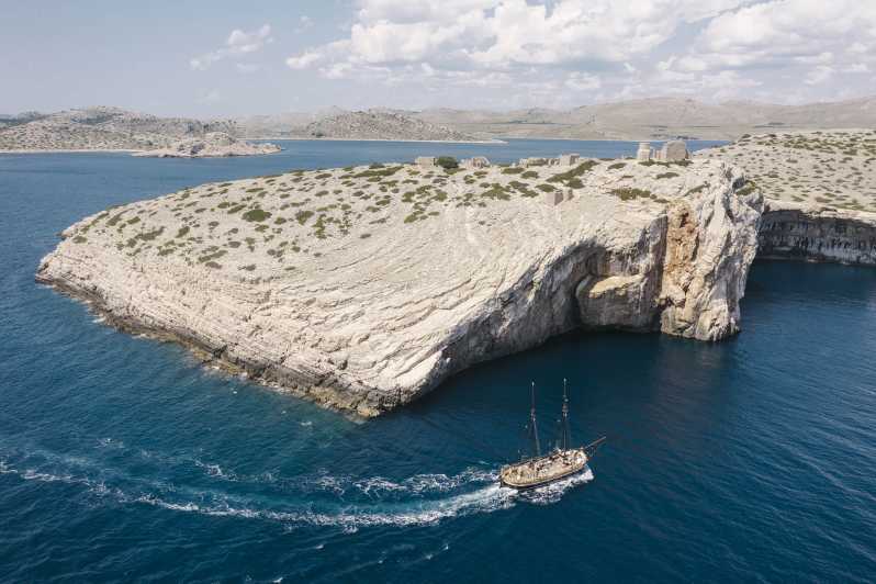 Depuis Zadar : Les Kornati en bateau à voile traditionnel