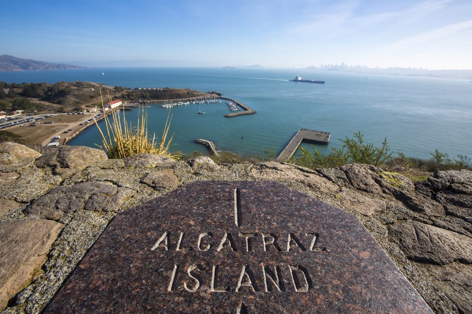San Francisco: Discover Alcatraz & All Day E-Bike Rental image 2