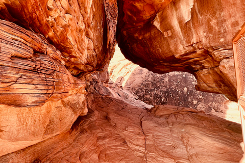 Valley of Fire VIP Small Group Tour From Las Vegas
