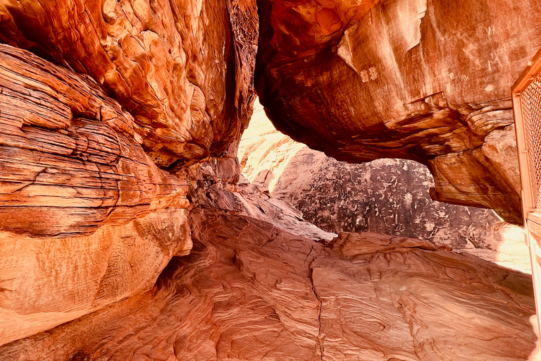 Valley of Fire VIP Small Group Tour From Las Vegas