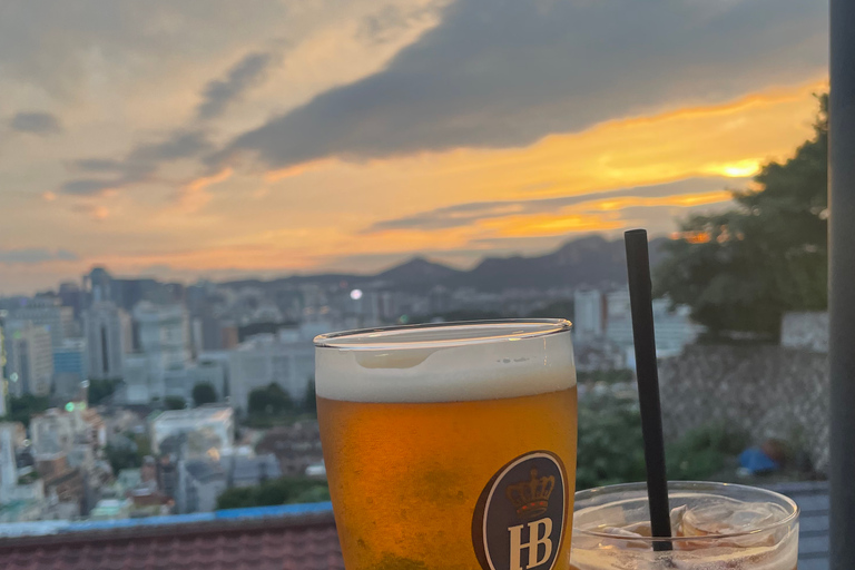 Randonnée au coucher du soleil sur la muraille de la forteresse de Séoul et découverte de la gastronomie locale