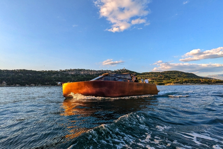 Split: 1,5-godzinna wycieczka łodzią motorową o zachodzie słońca i napoje