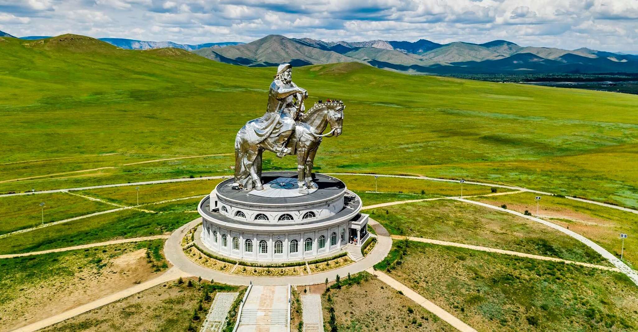 1 day tour Chinggis khan statue, Terelj national park - Housity