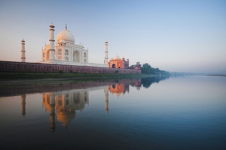 Visita privada al Taj Mahal y Agra desde Delhi en tren Gatimaan